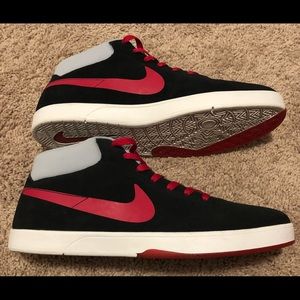 Nike SB Eric Koston, Mens Size 13, Lightly Used Great Condition
